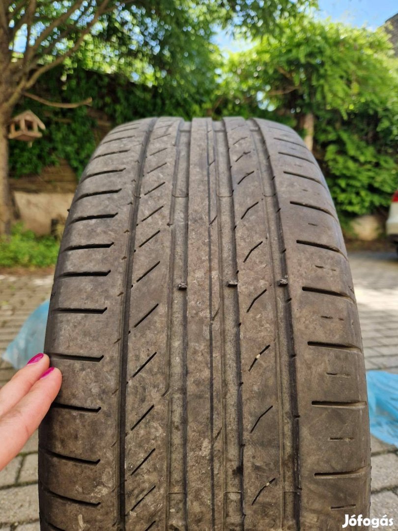 Nyári gumik 225/50R17