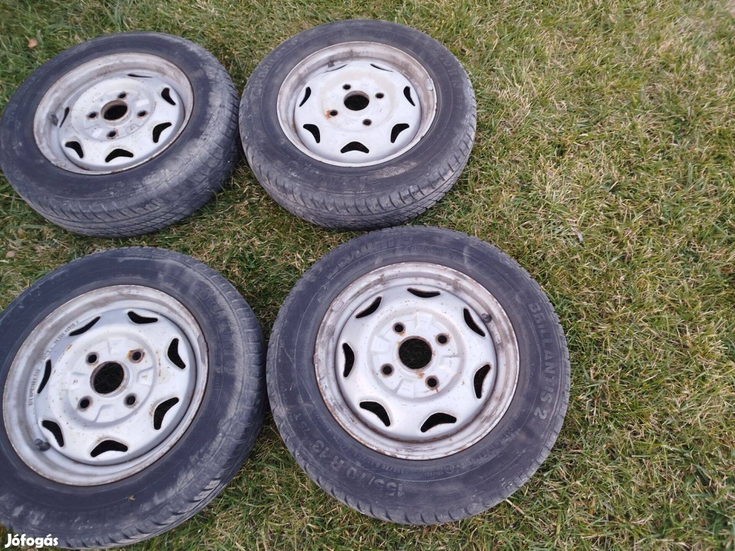 Nyári gumik felnivel eladók
