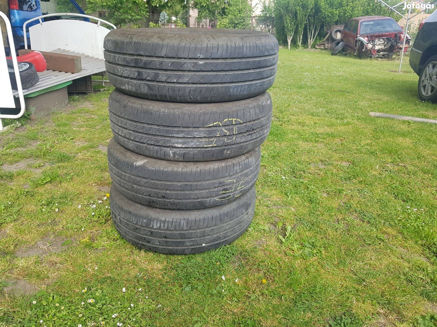 Nyárigumi garnitúra 175!65 R14 Toyo