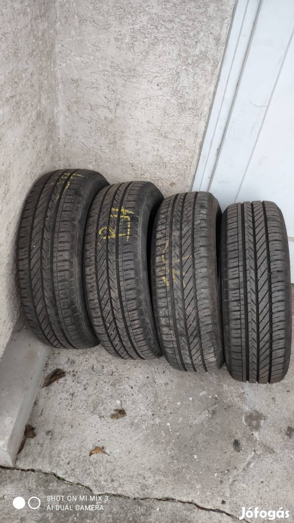 Nyárigumi garnitúra Goodyear 175/65 R14 eladó!