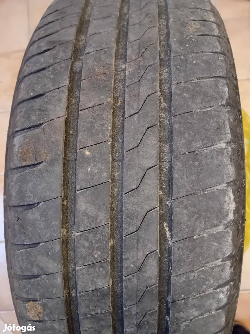 Nyárigumi szett (4 db) Firestone 195/60 R15