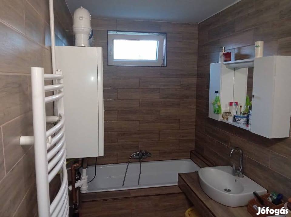 Nyíregyháza-Borbányán, eladó felújított családi ház!