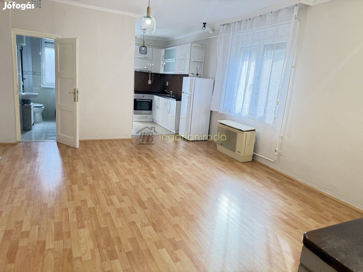 Nyíregyháza - Egyetemek közelében - Lakás - Eladó