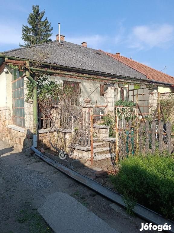 Nyíregyházai 100 nm-es ház eladó