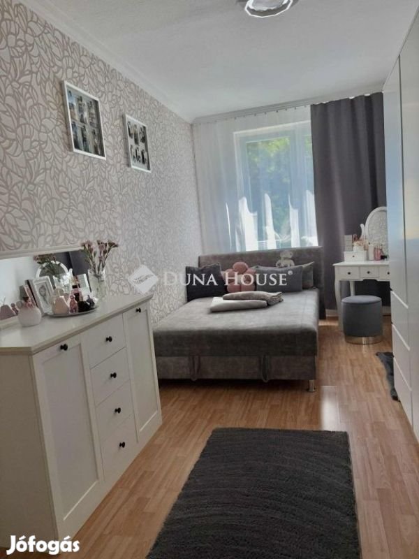 Nyíregyházai 51 nm-es lakás eladó