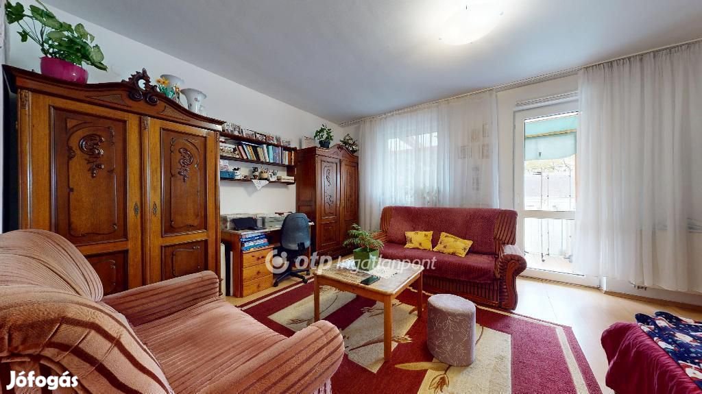 Nyíregyházai 86 nm-es lakás eladó
