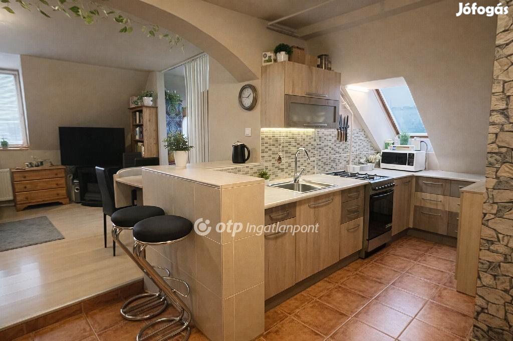 Nyíregyházai eladó 42 nm-es lakás