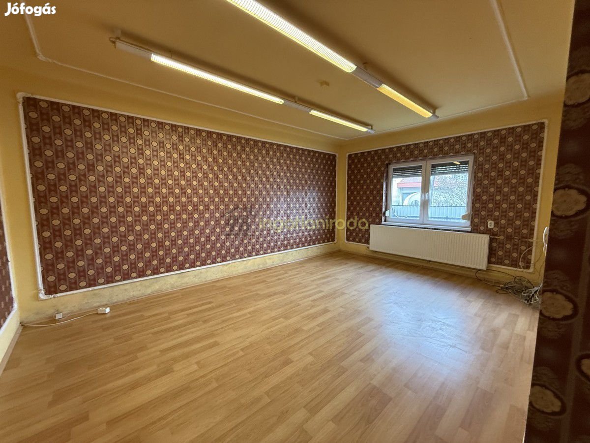 Nyírpazony - Családiház - Iroda - Műhely - Raktár - Üzem -