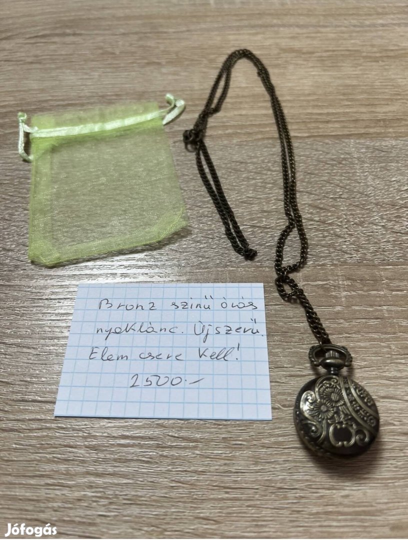 Nyitható nyaklánc óra