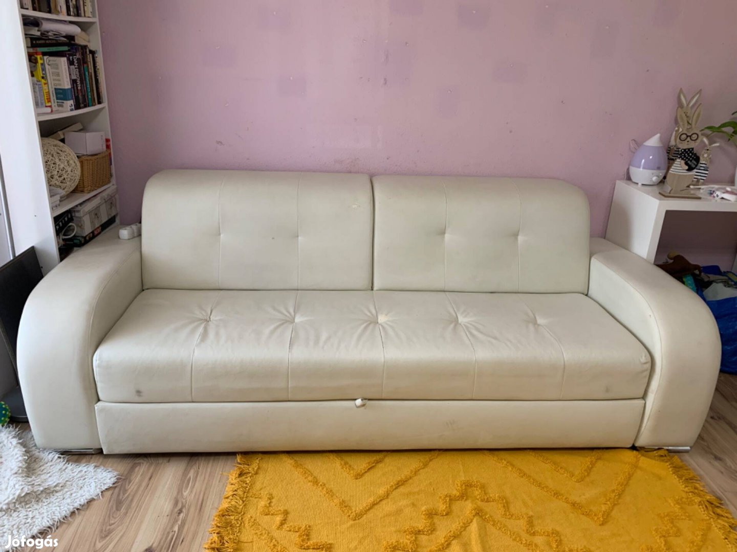 Nyitható textilbőr kanapé