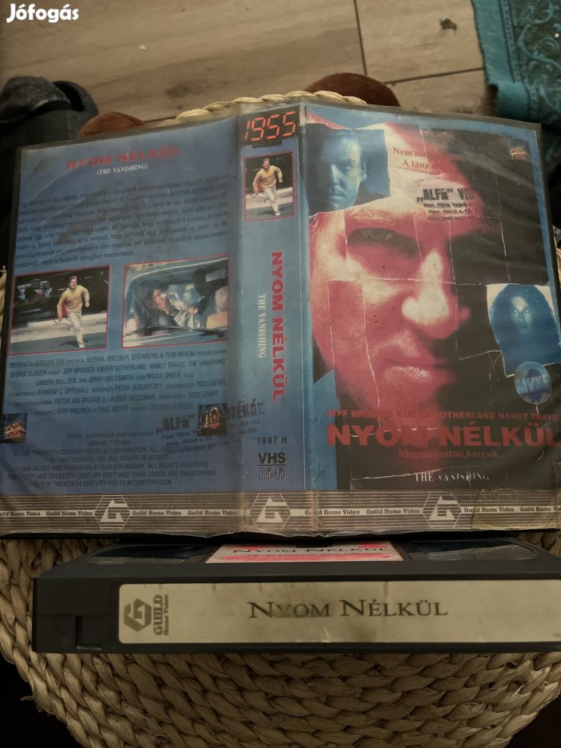 Nyom nélkül vhs m