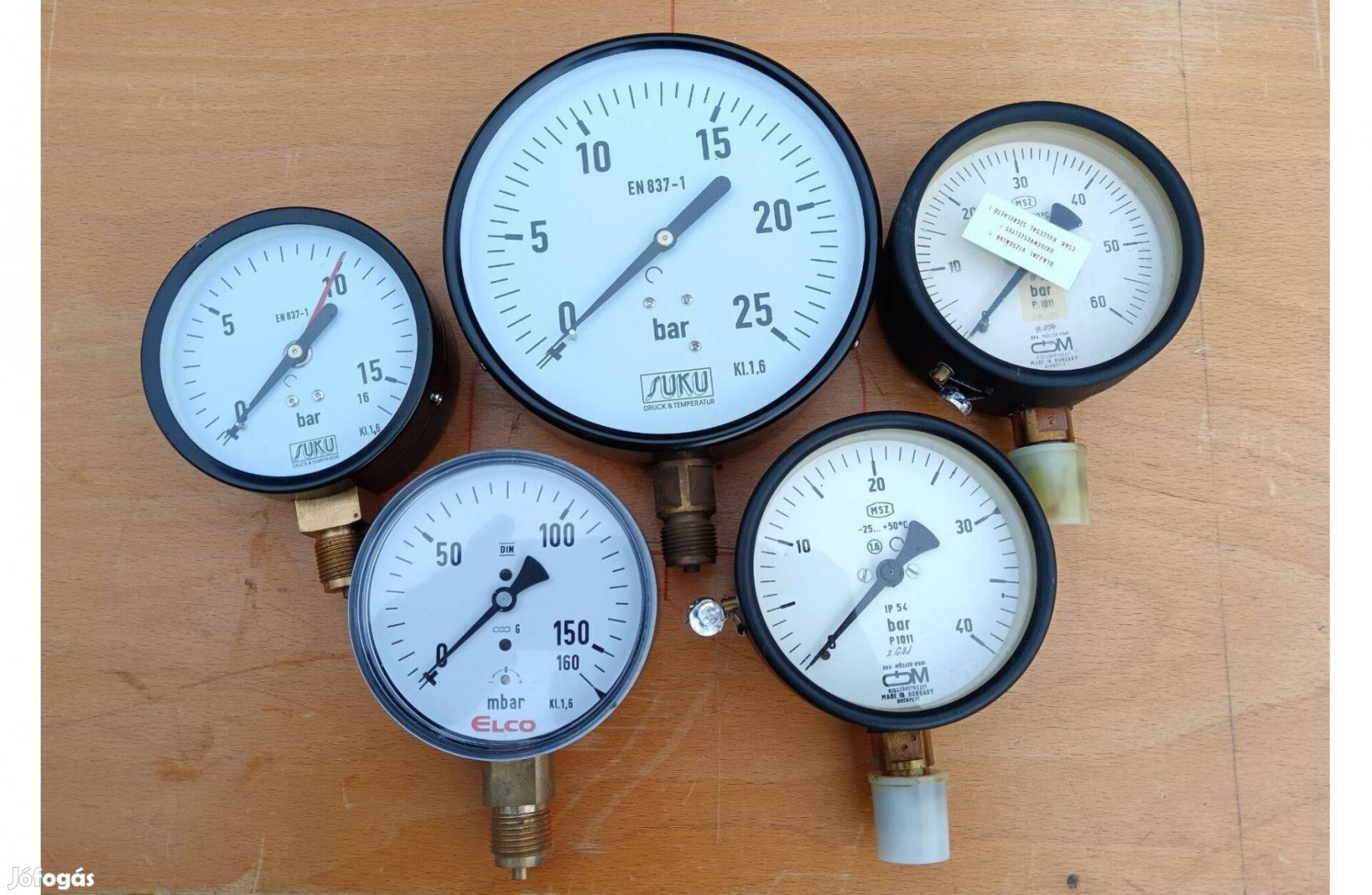 Nyomásmérő manométer eladó