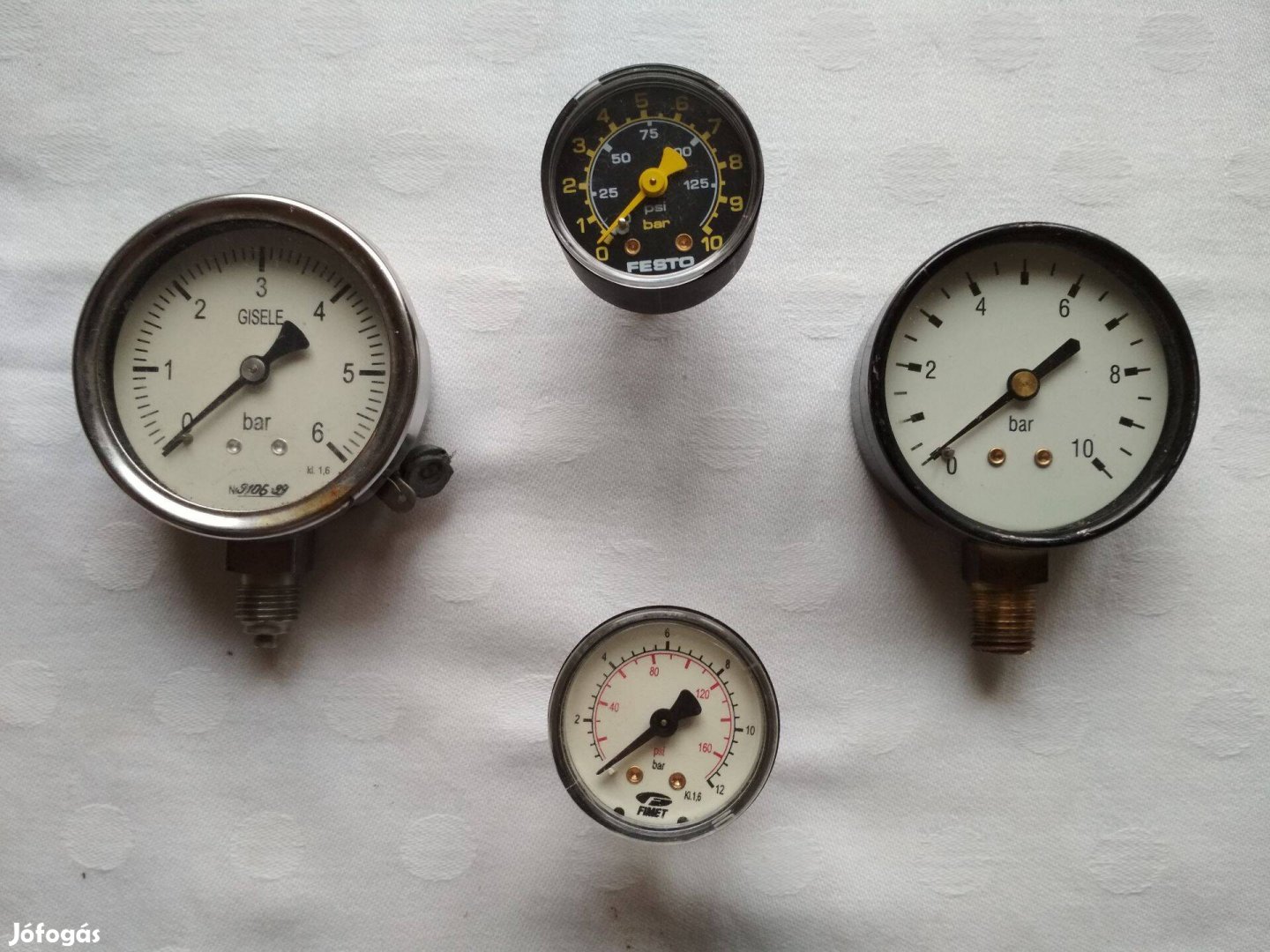 Nyomásmérő órák
