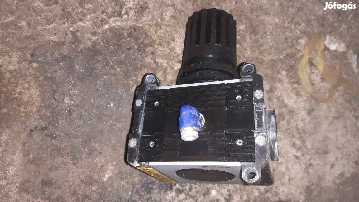 Nyomásszabályzó egység