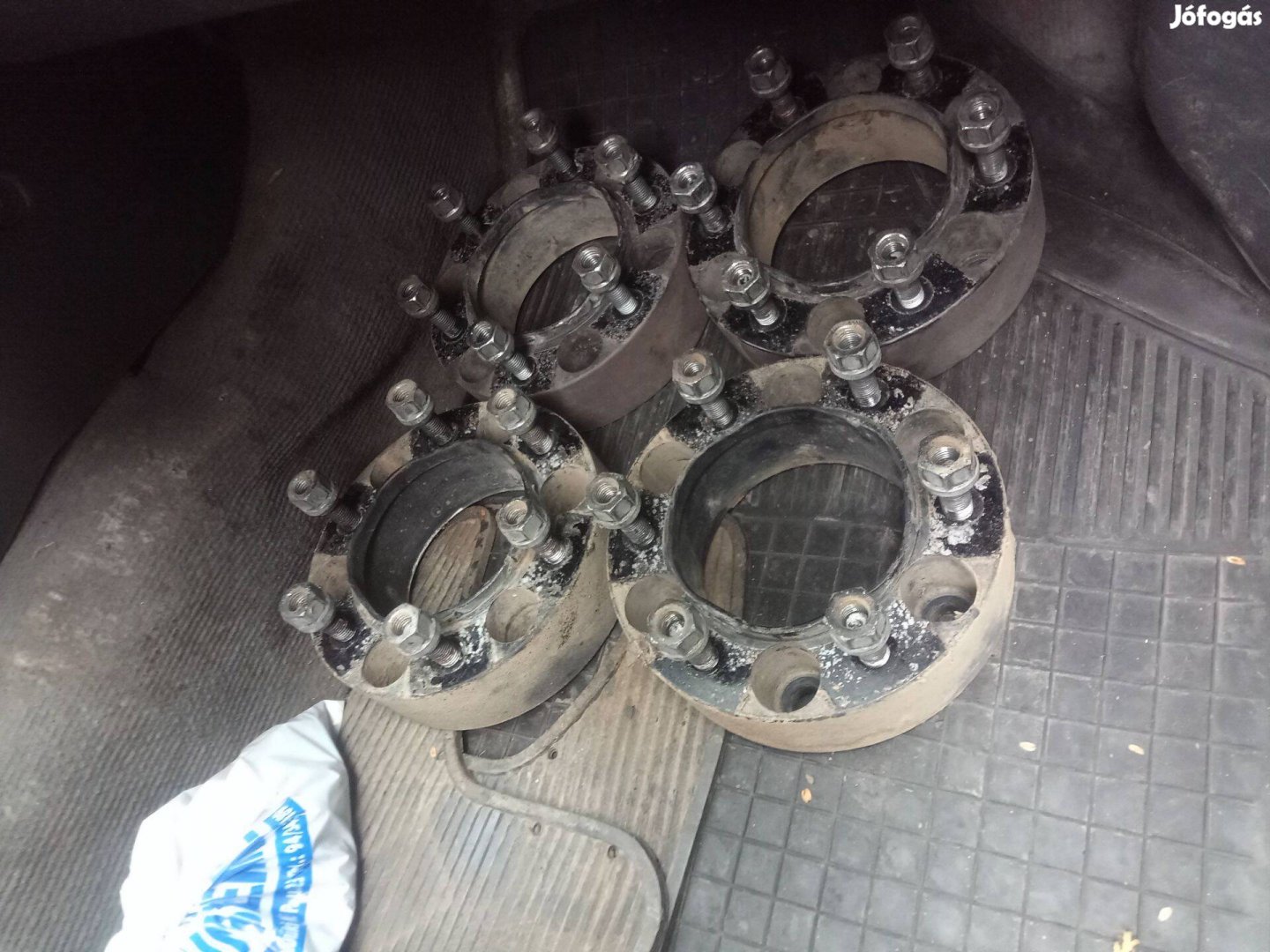 Nyomtáv szélesîtő 6*139.7 4 db eladó!