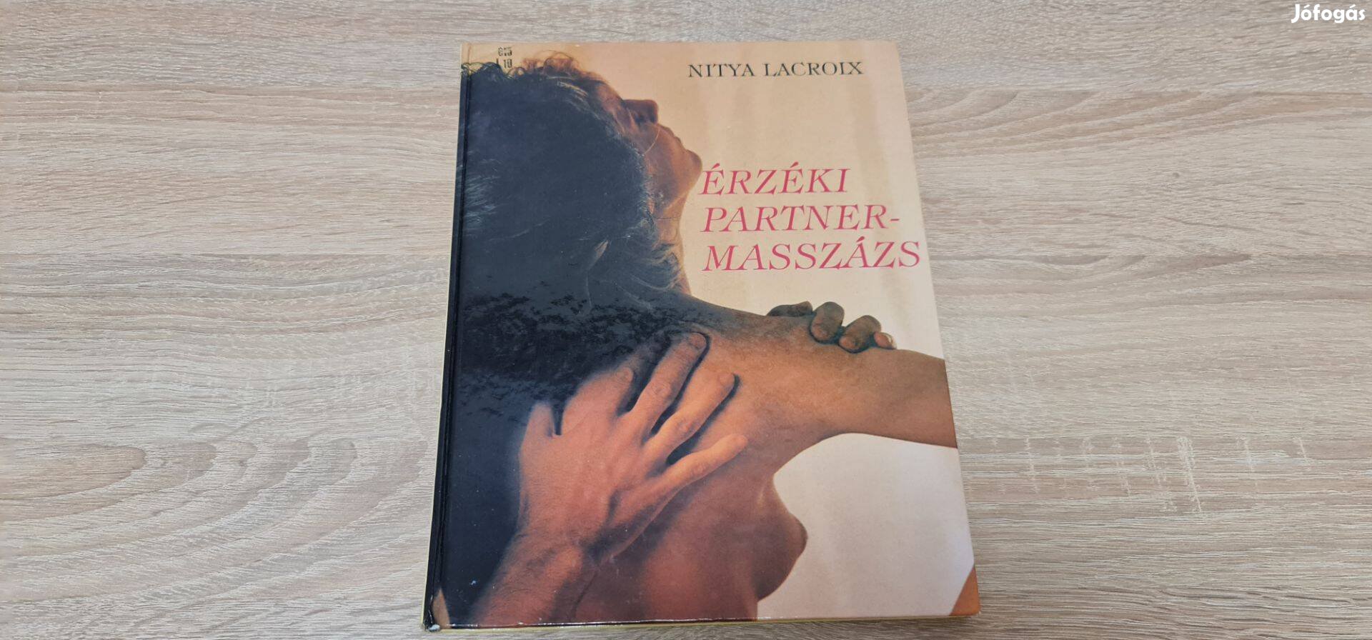 Nytia Lacroix - Érzéki partnermasszázs