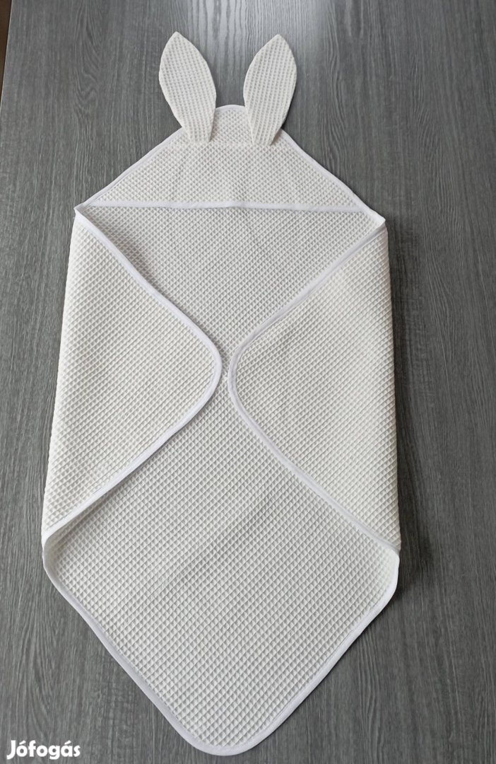 Nyuszifüles babatörölköző