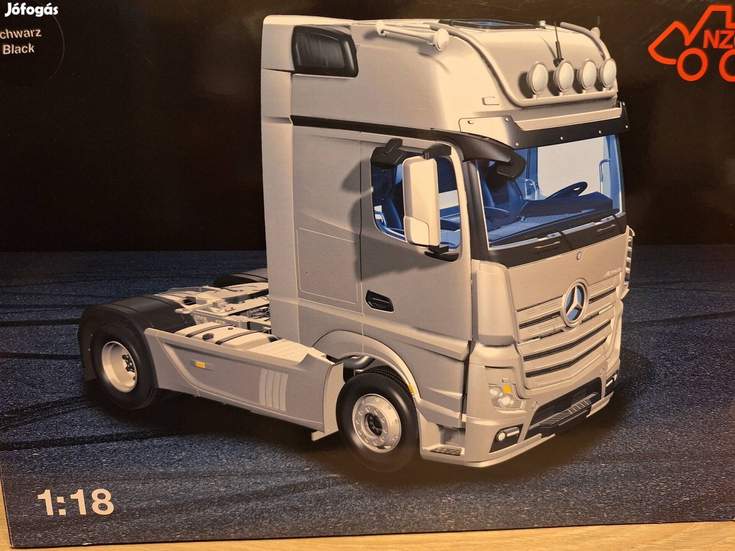 Nzg Mercedes Actros 1:18