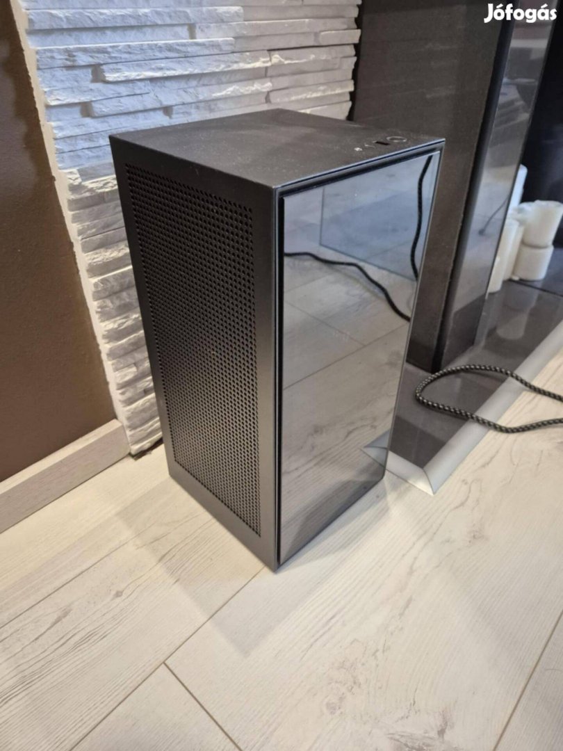 Nzxt H1 itx ház, / + táp + vízhűtő + 2 év alza gari