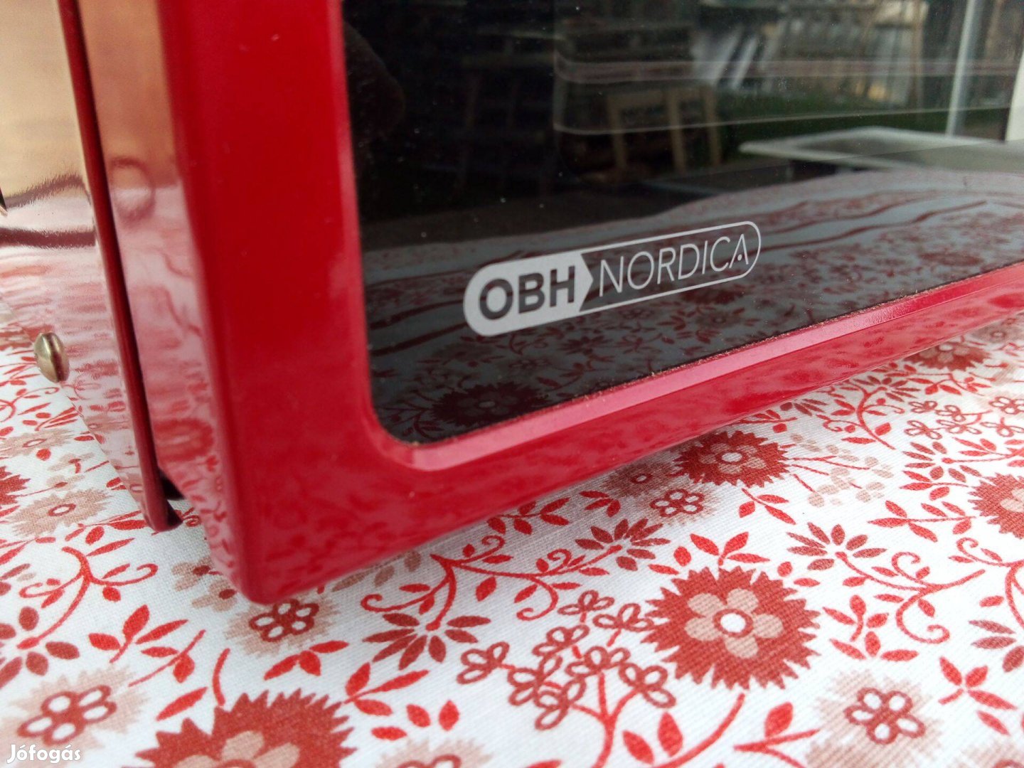 OBH-Nordica infra grillsütő 1000W piros, forgótányéros