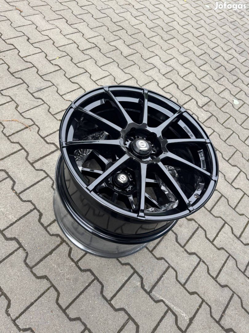 OZ Sparco 8,5x20 2xet35 2Xet45 garnitúra eladó! 5x112 66,5