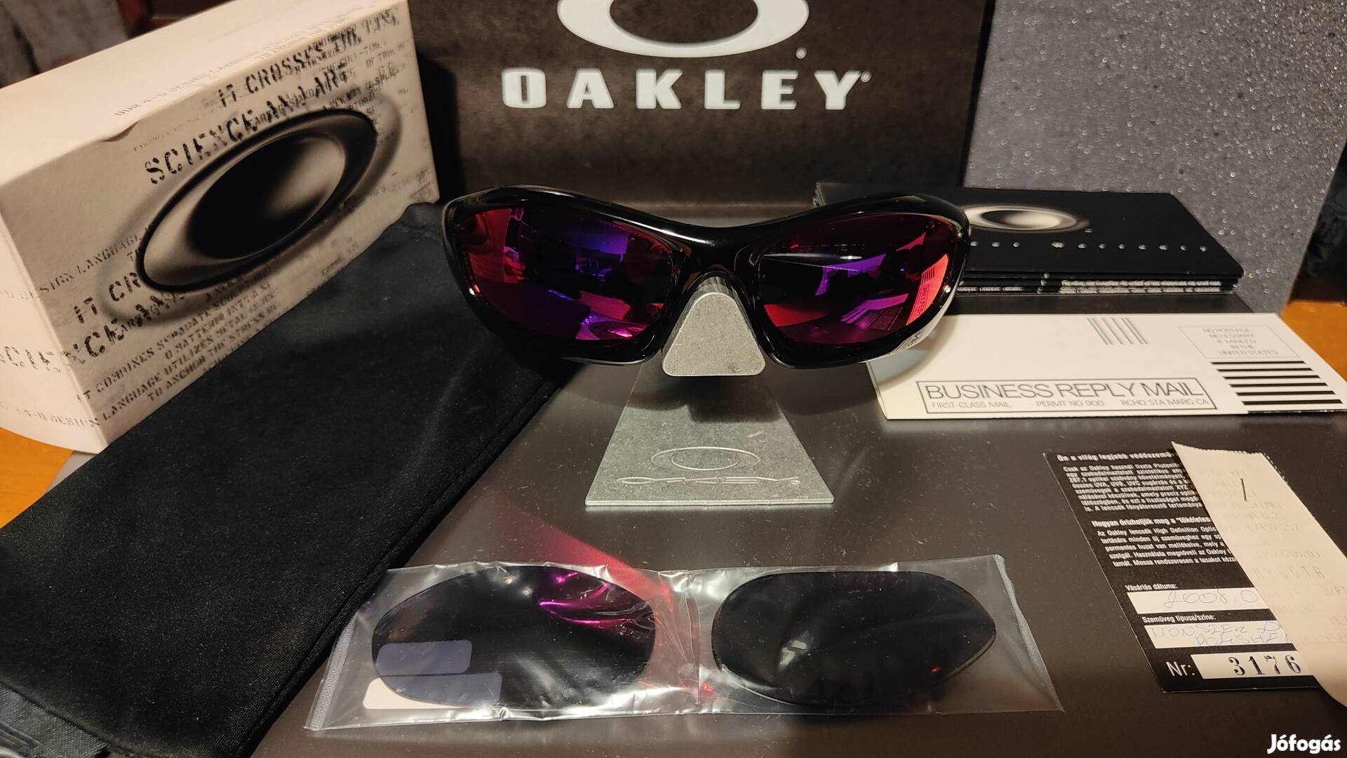 Oakley Monster Dog Polished Black/Grey napszemüveg