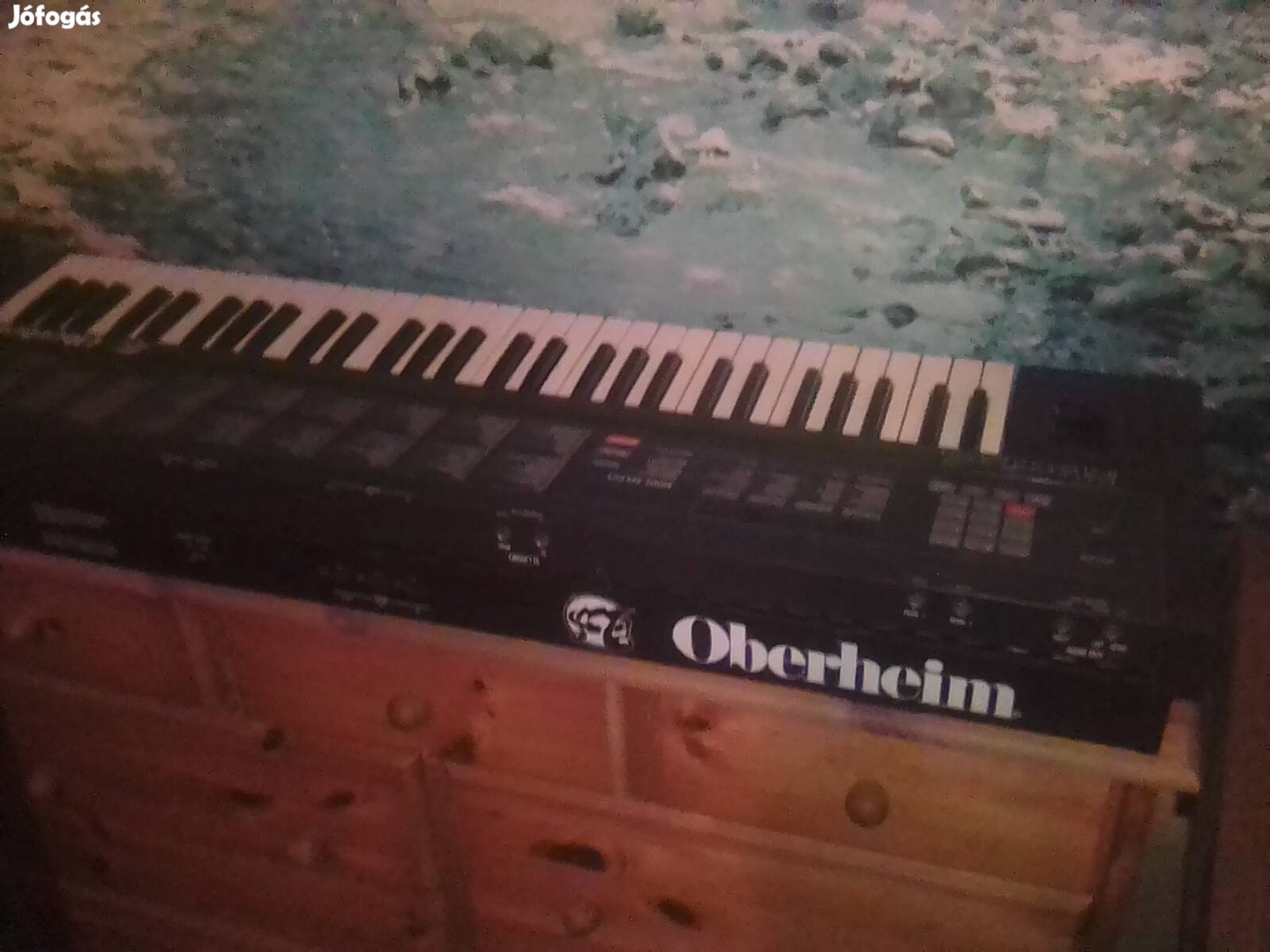 Oberheim Matrix 6 Analog/digitális vezérlésű key.synth.