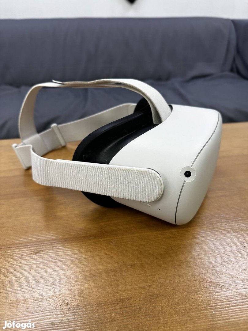 Ocolus Quest 2 VR szemüveg konzolokkal