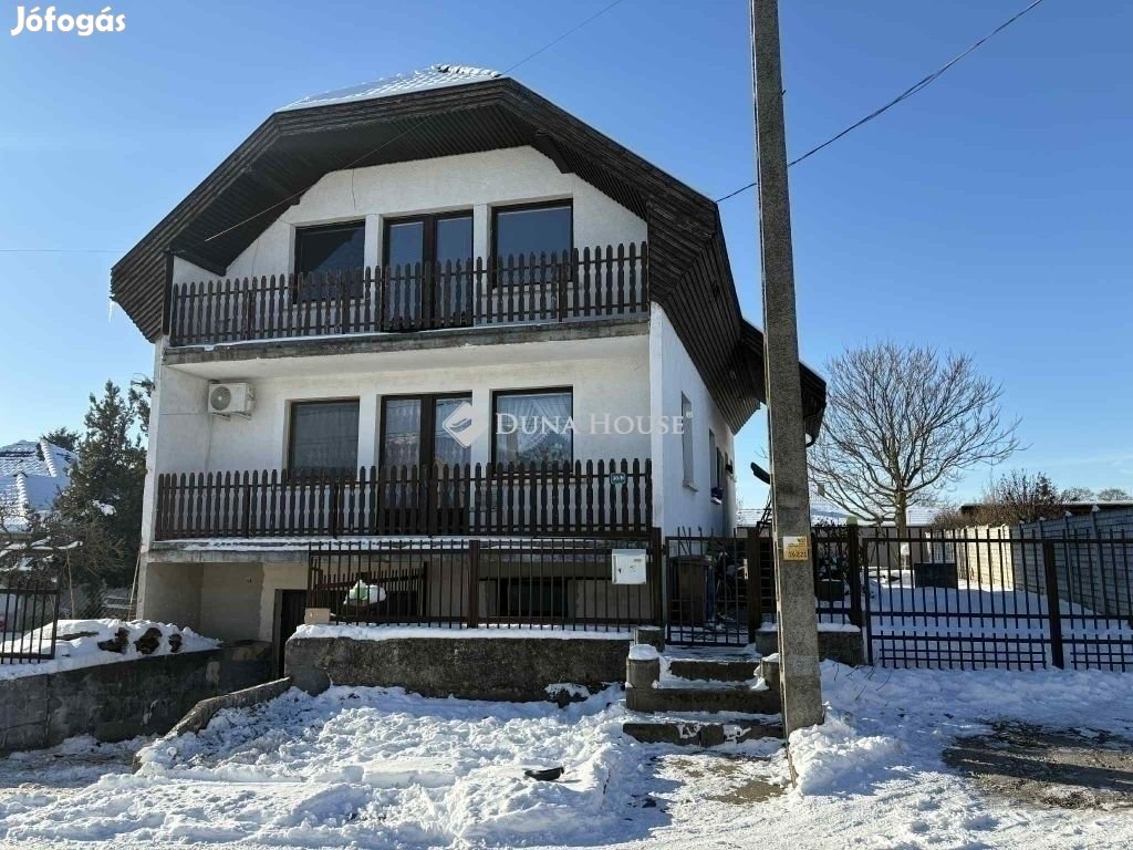 Ócsai 188 nm-es ház eladó