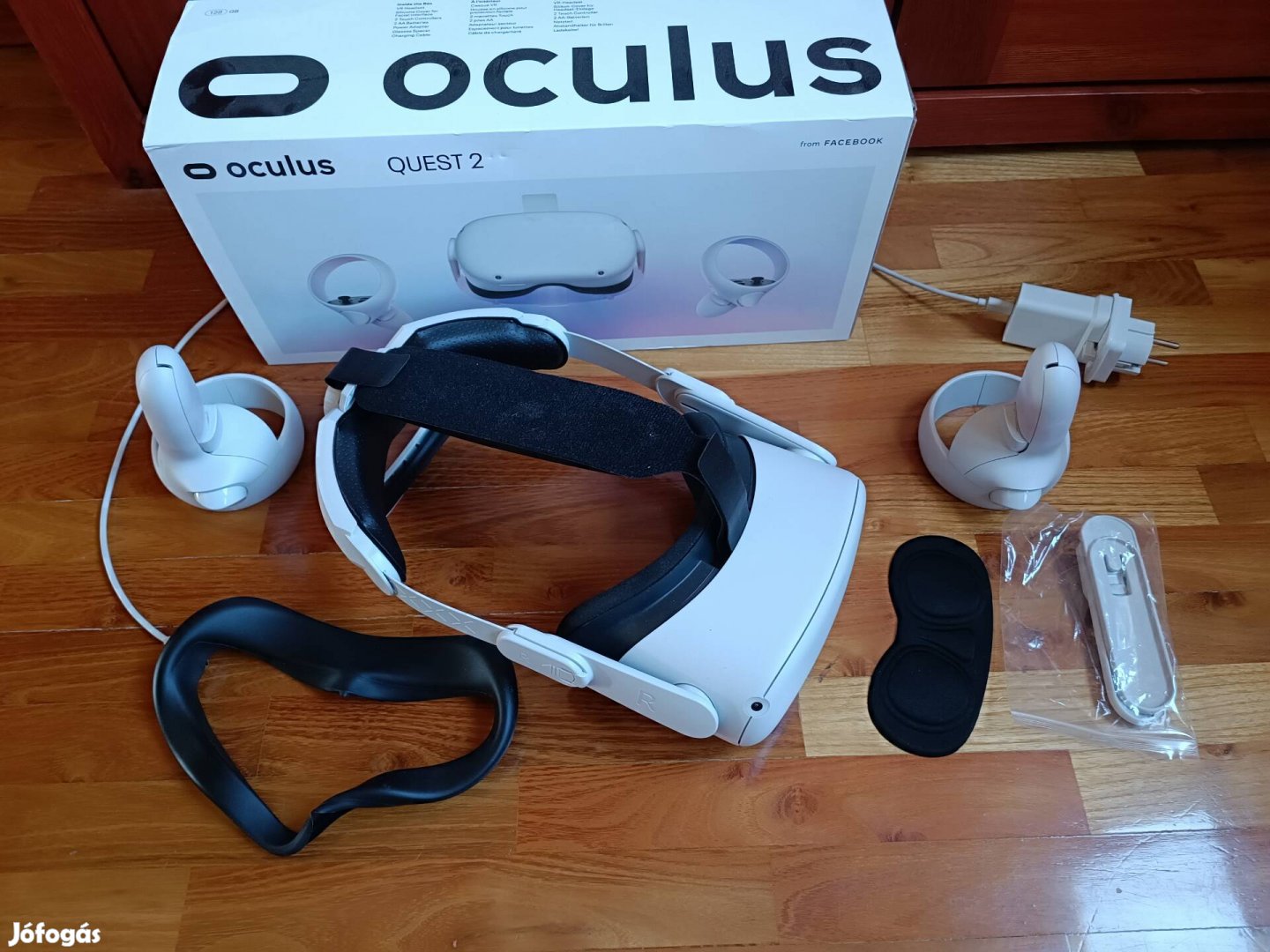 Oculus/Meta Quest 2 VR szemüveg kiegészítőkkel (128 GB)