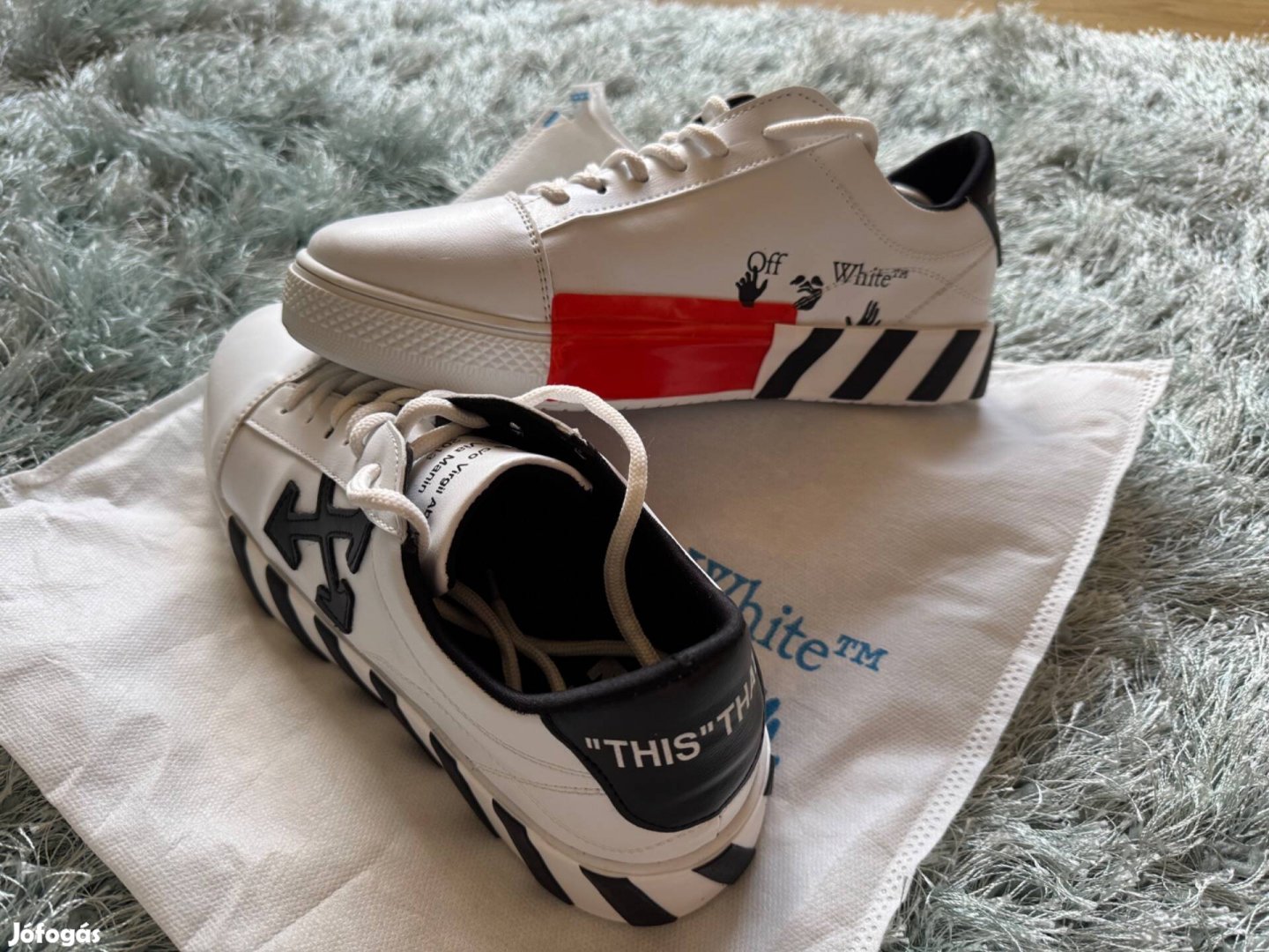 Off White sporcipő 40