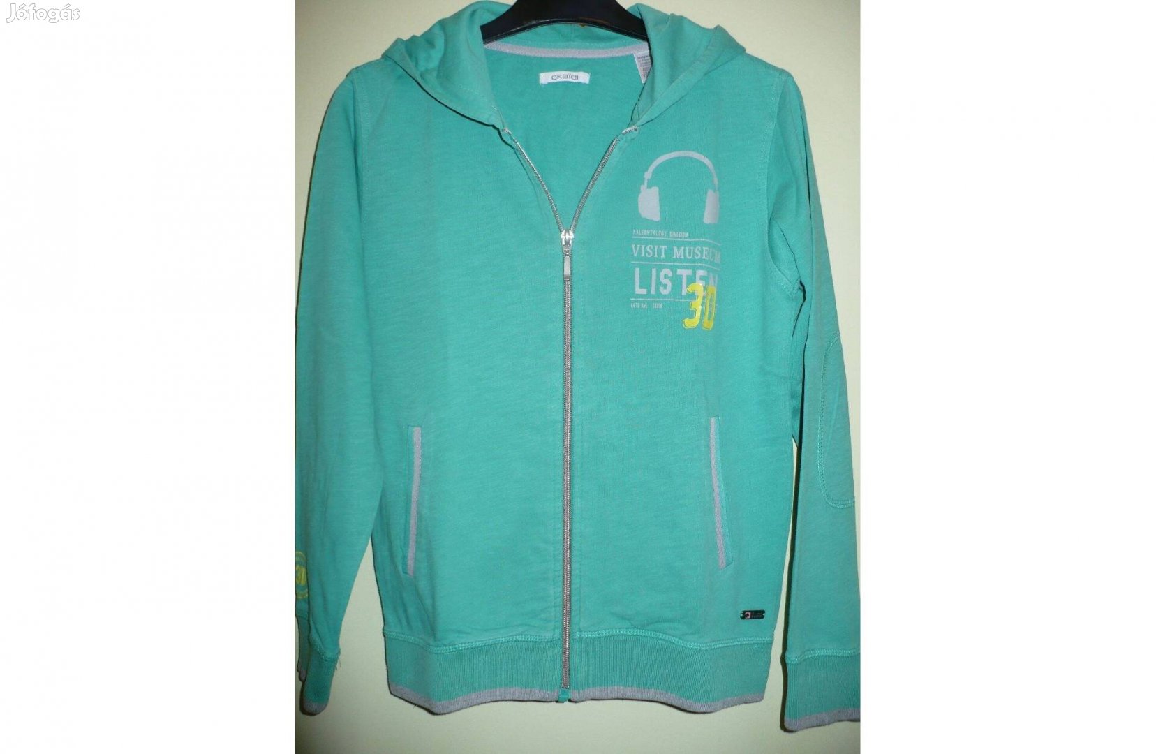 Okaidi gyermek kapucnis felső, 138-as méret