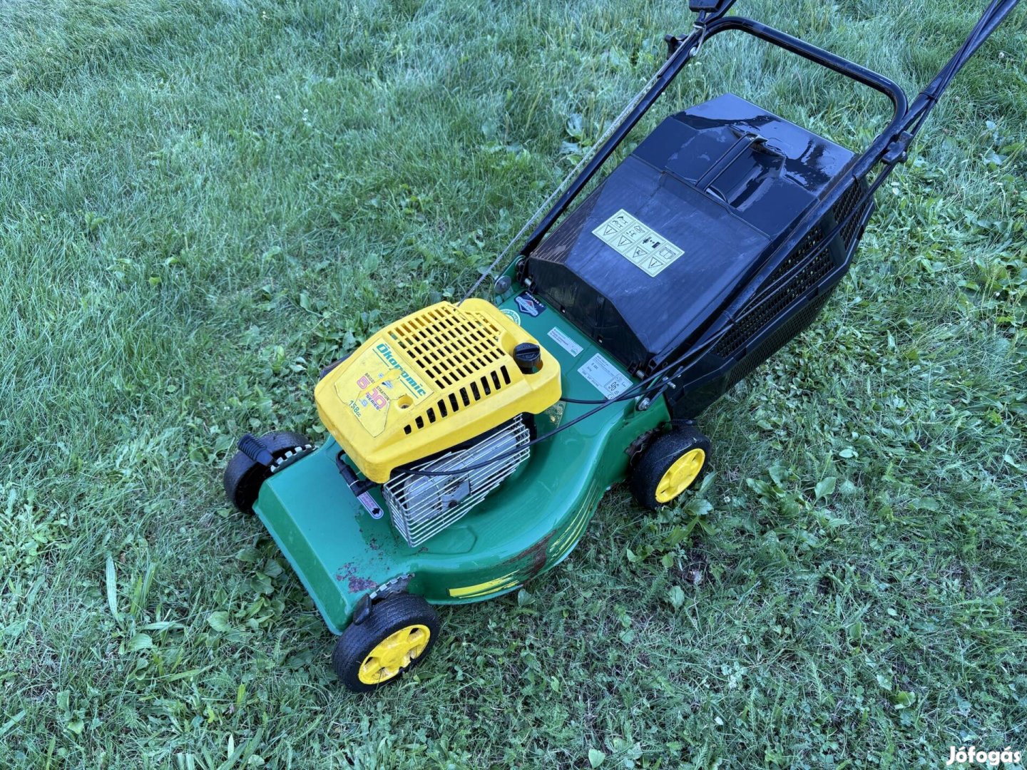 Okay benzinmotoros fűnyíró 