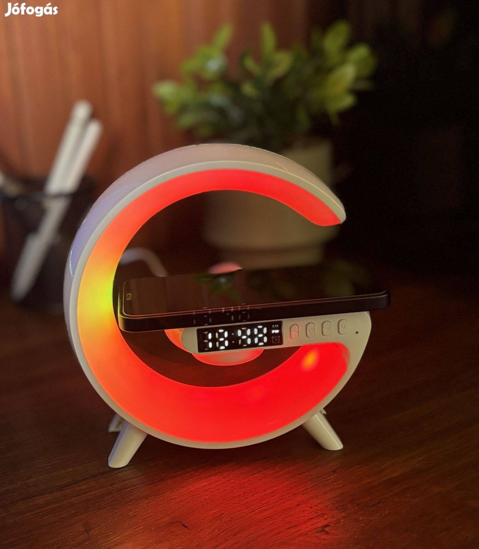Okos RGB LED Ébresztőóra, Bluetooth Zenelejátszó / Qi Töltő