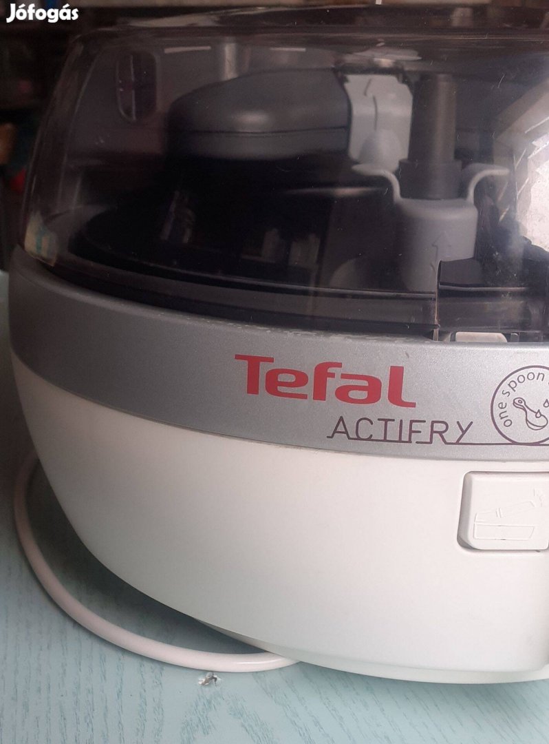 Olaj nélküli sütő Tefal