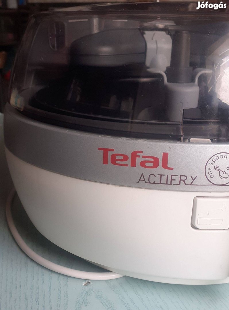 Olaj nélküli sütő Tefal