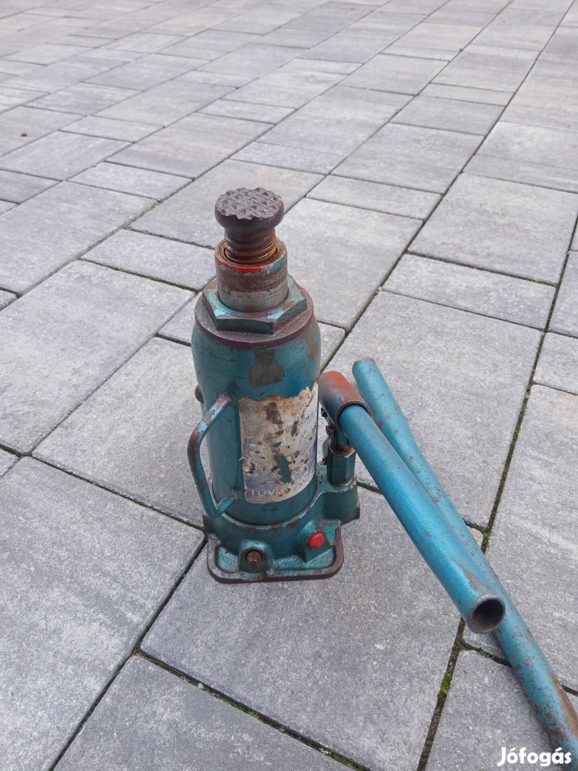 Olajemelő működőképes