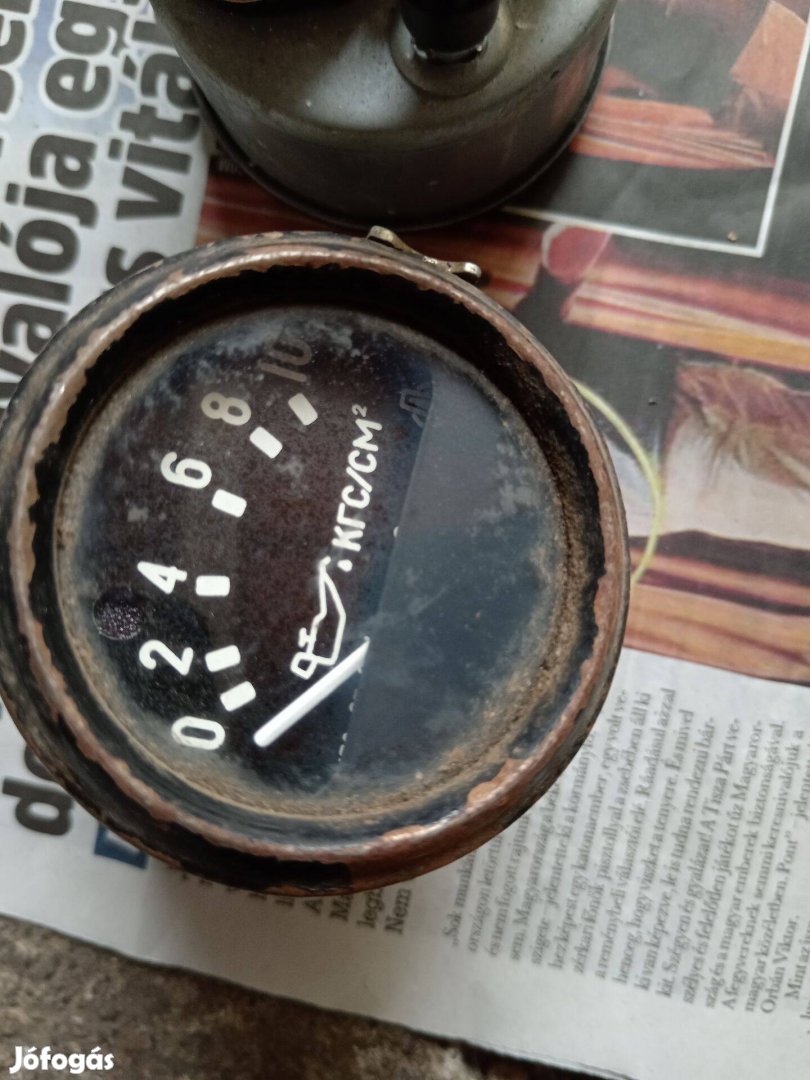 Olajnyomás óra új elektronikus
