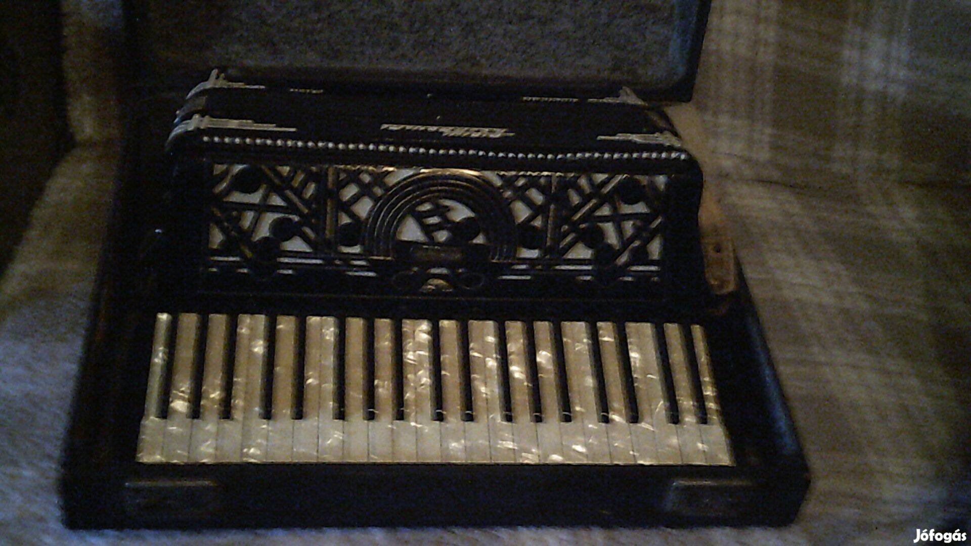 Olasz Pigini mesterharmonika