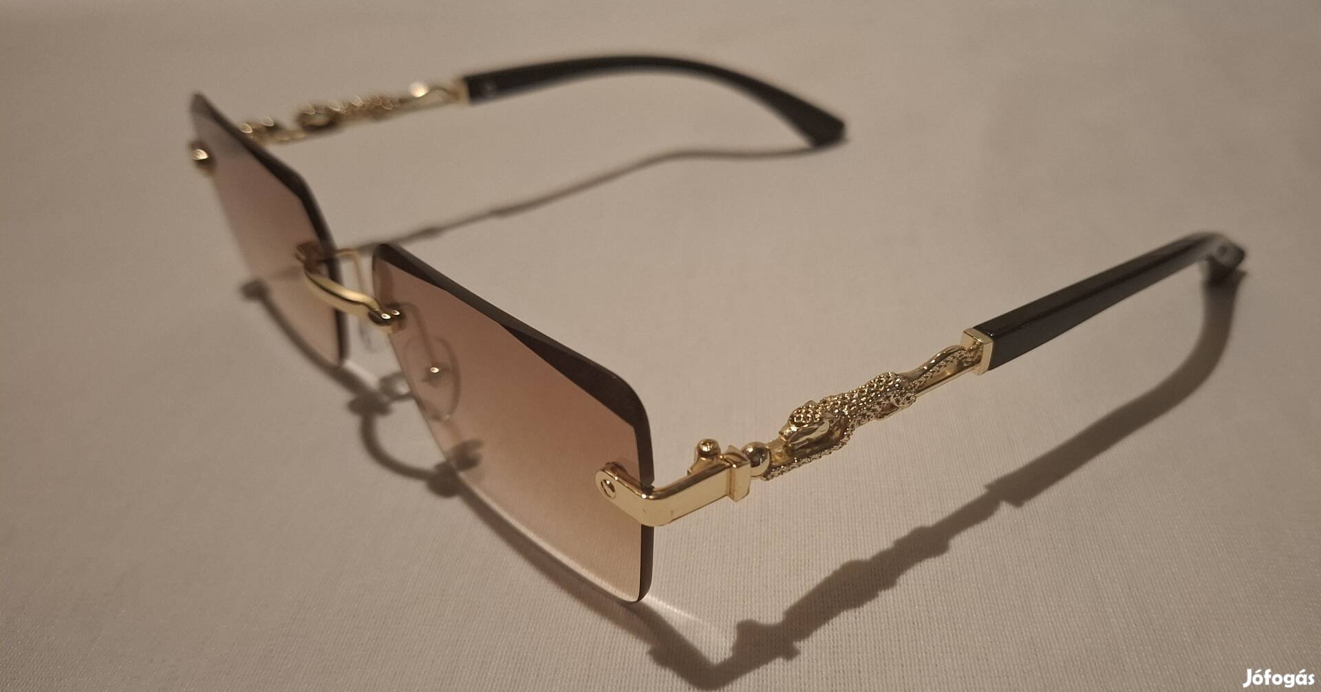 Olasz Új exkluzív női aranyozott napszemüveg , tokkal