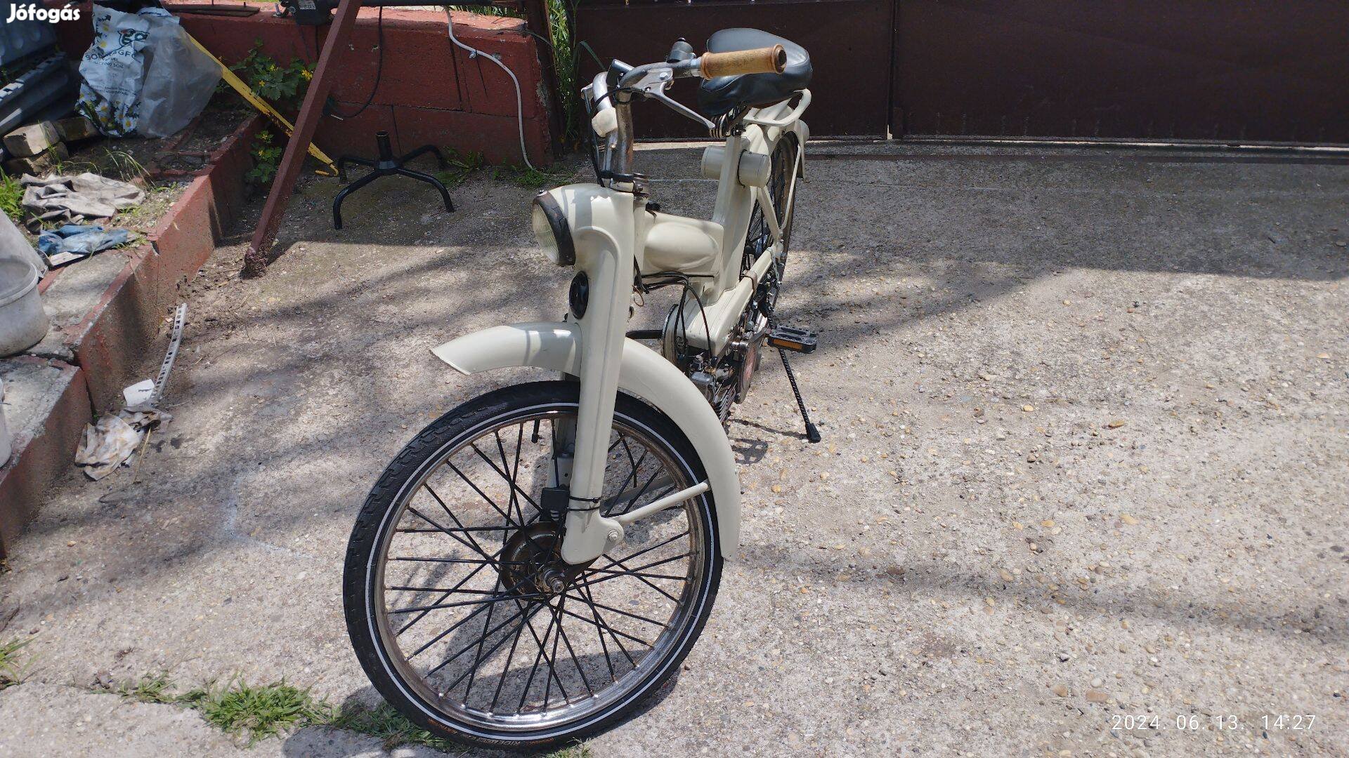 Olasz Velomosquito 511 segédmotoros kerékpár,üzemképes