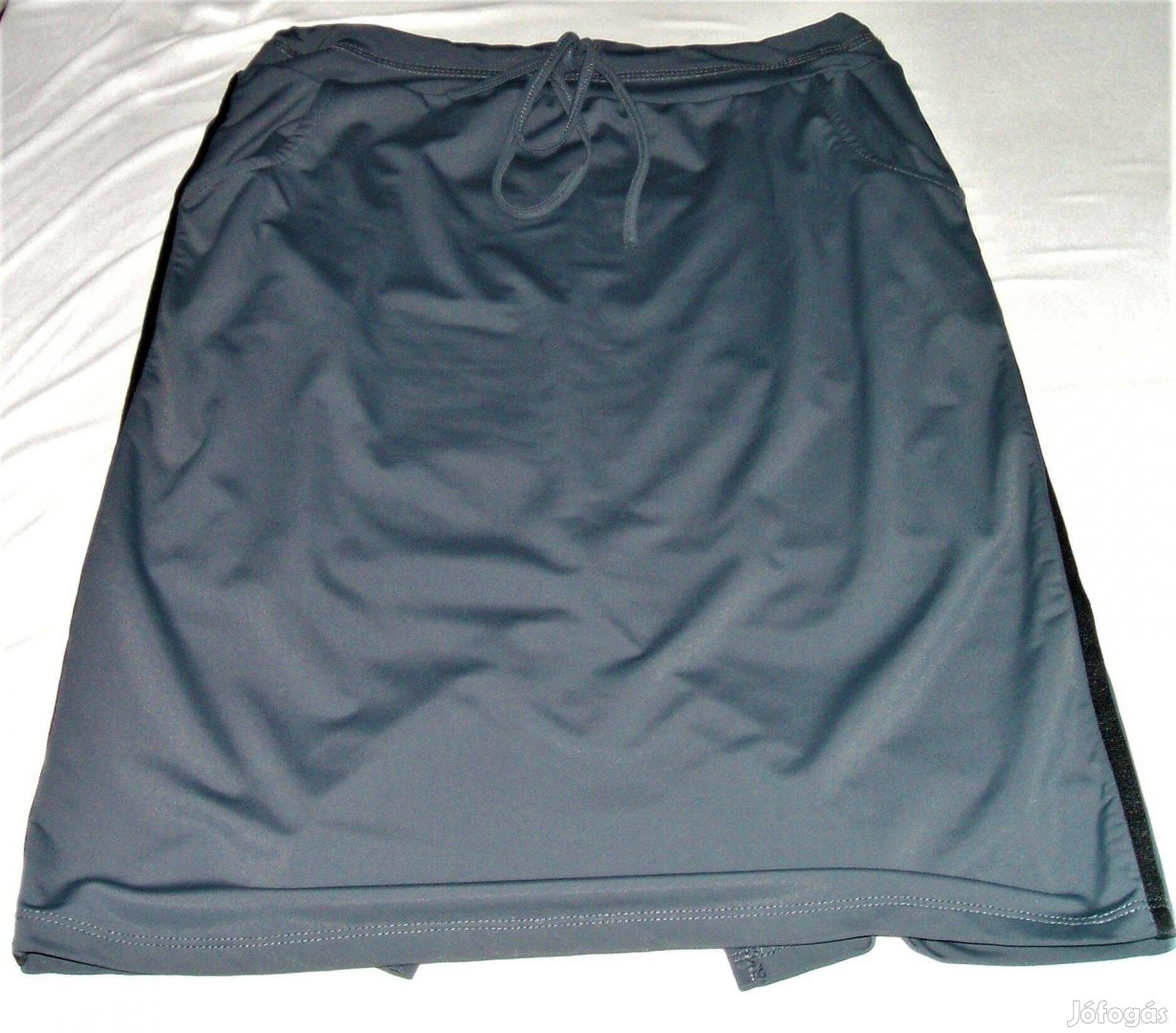 Olasz,béléses szoknya