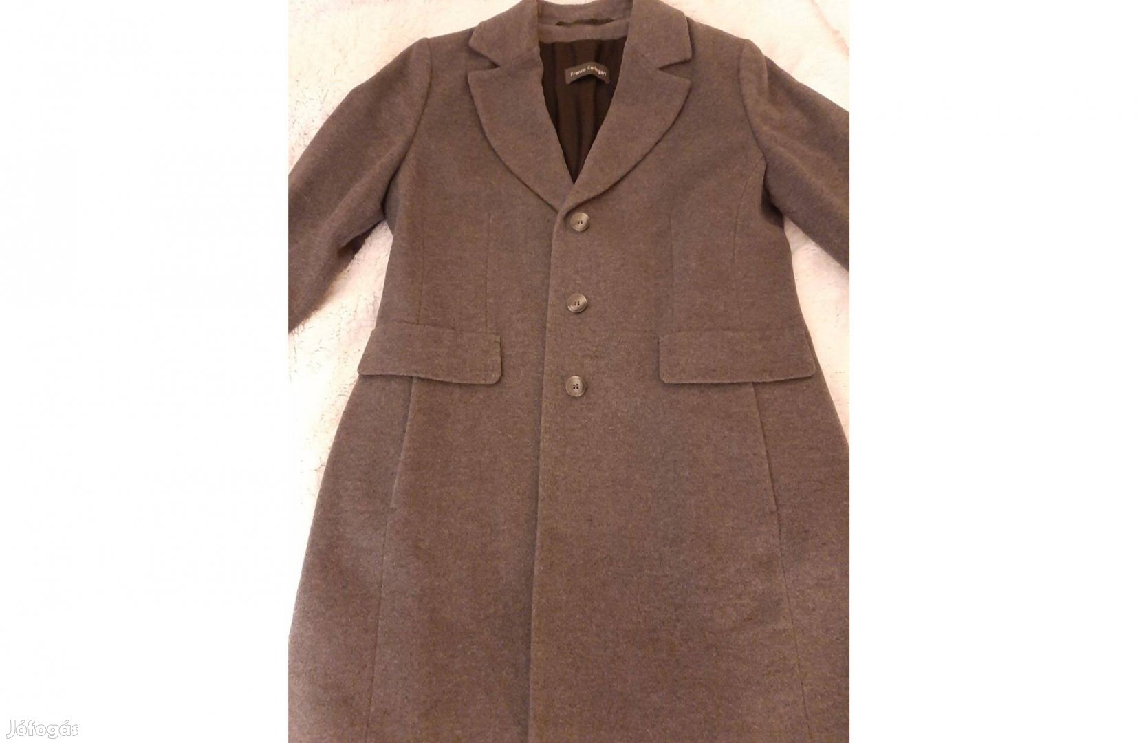 Olasz kasmír és gyapjú összetételű női téli kabát eladó !