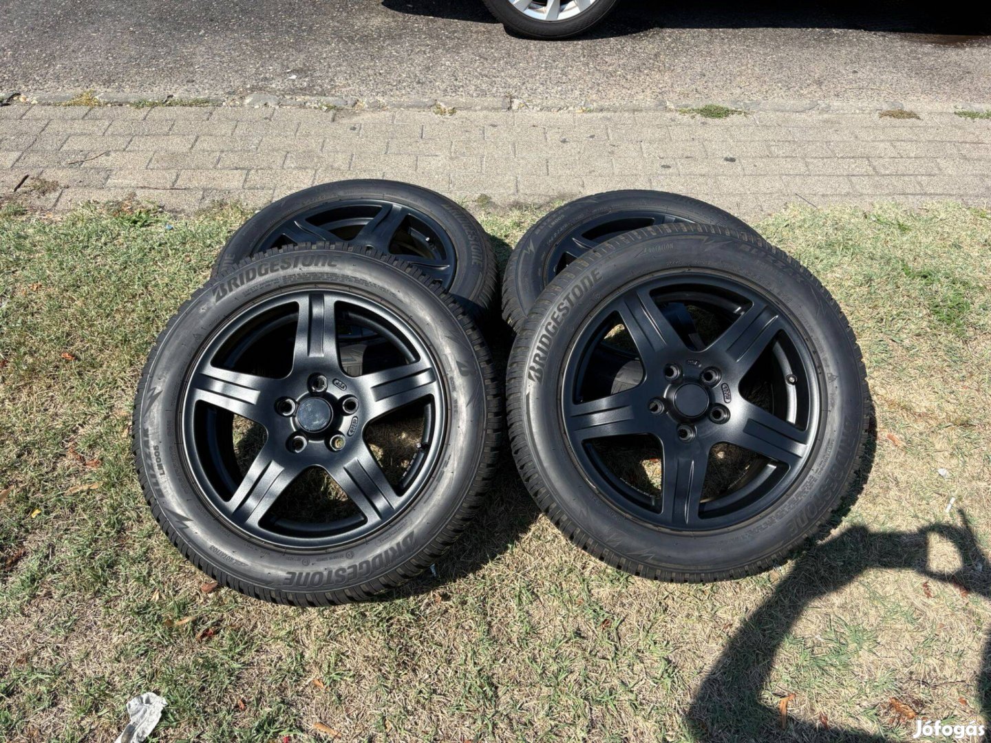 Olasz prémium alufelni és Bridgestone Blizzak LM005 téli gumi
