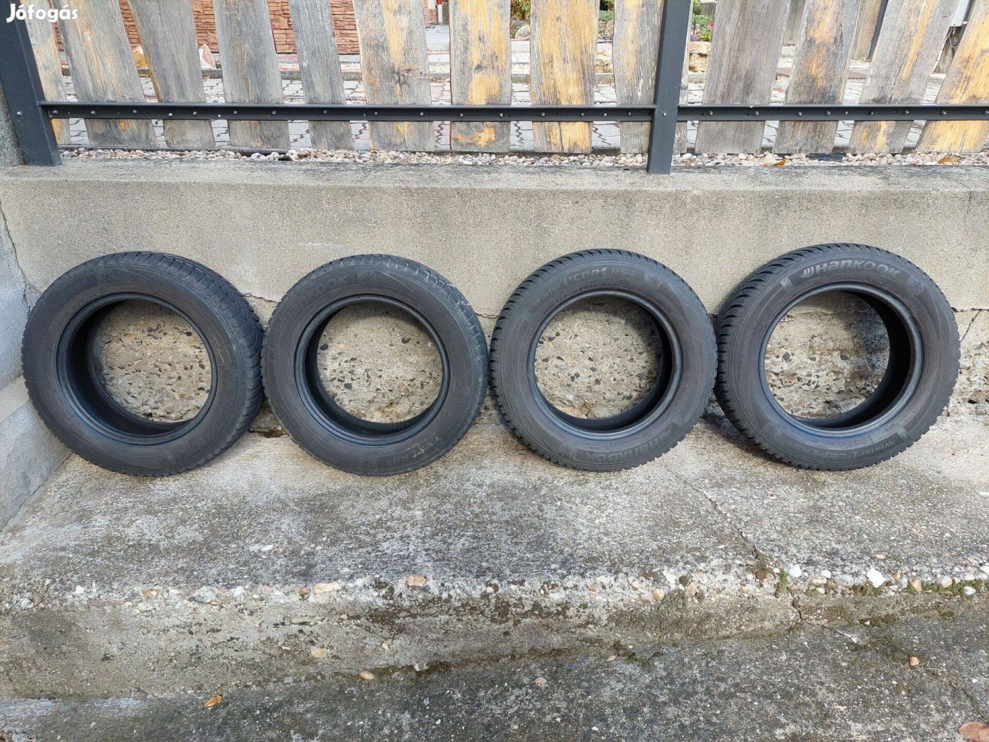 Olcsó 14 collos Hankook téli gumiabroncs