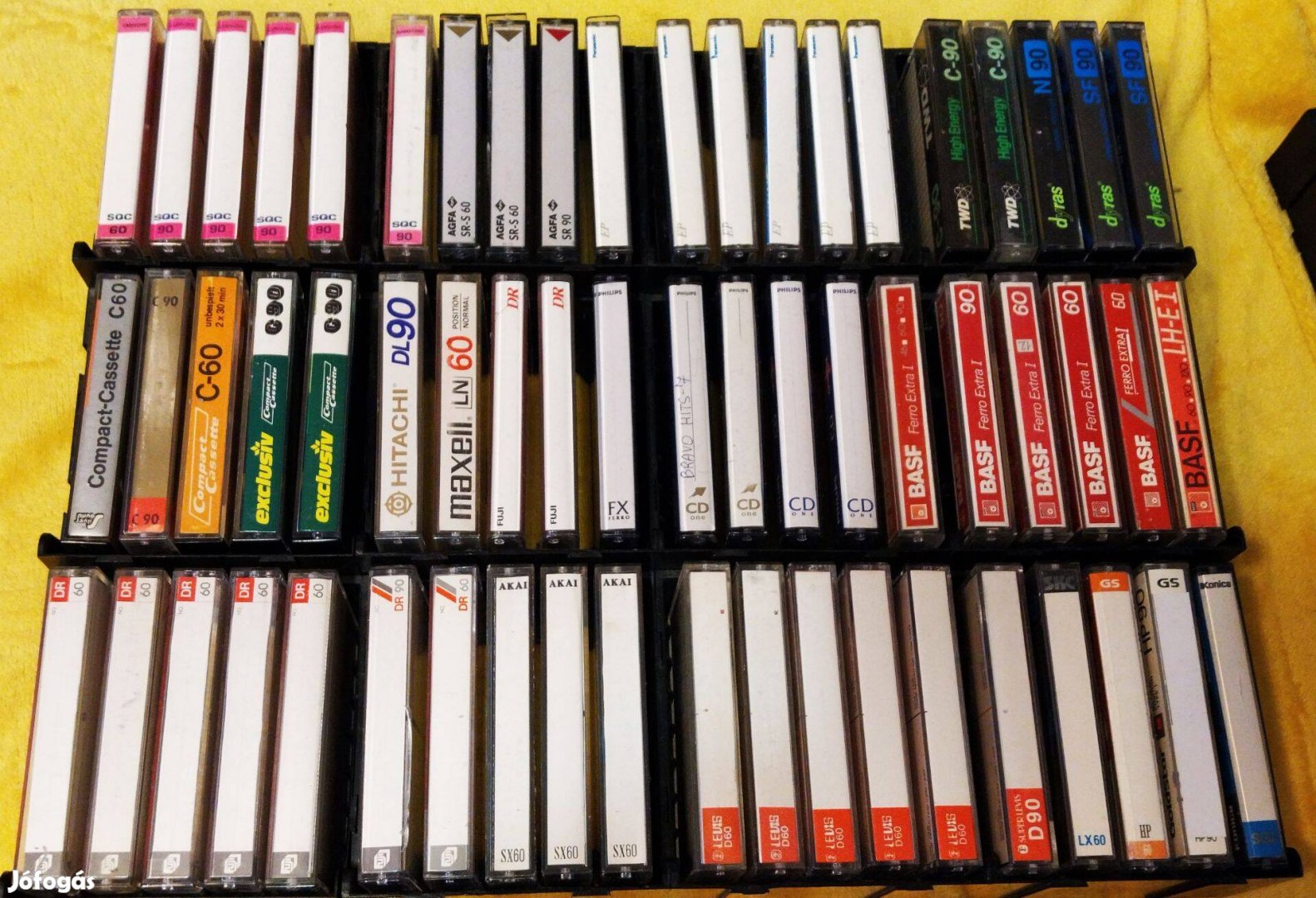 Olcsó 60 darabos kazetta pack eladó!
