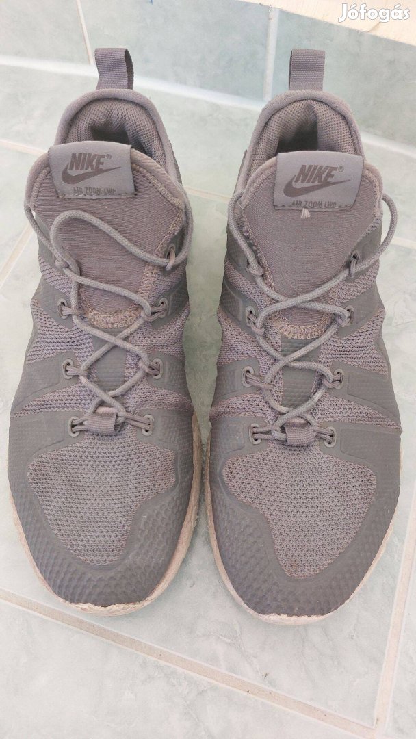 Olcsón eladó megkímélt 42,5-es Nike edzőcipő, sportcipő, bth:27cm