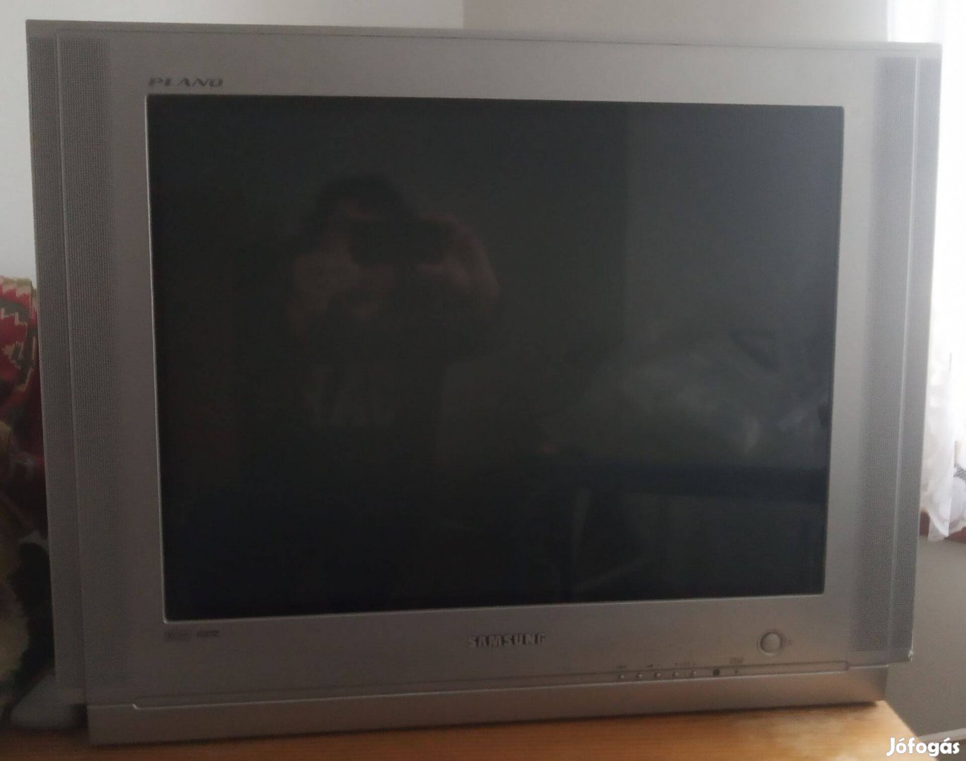Olcsón eladó régi Samsung TV (70 cm-es képátló)!