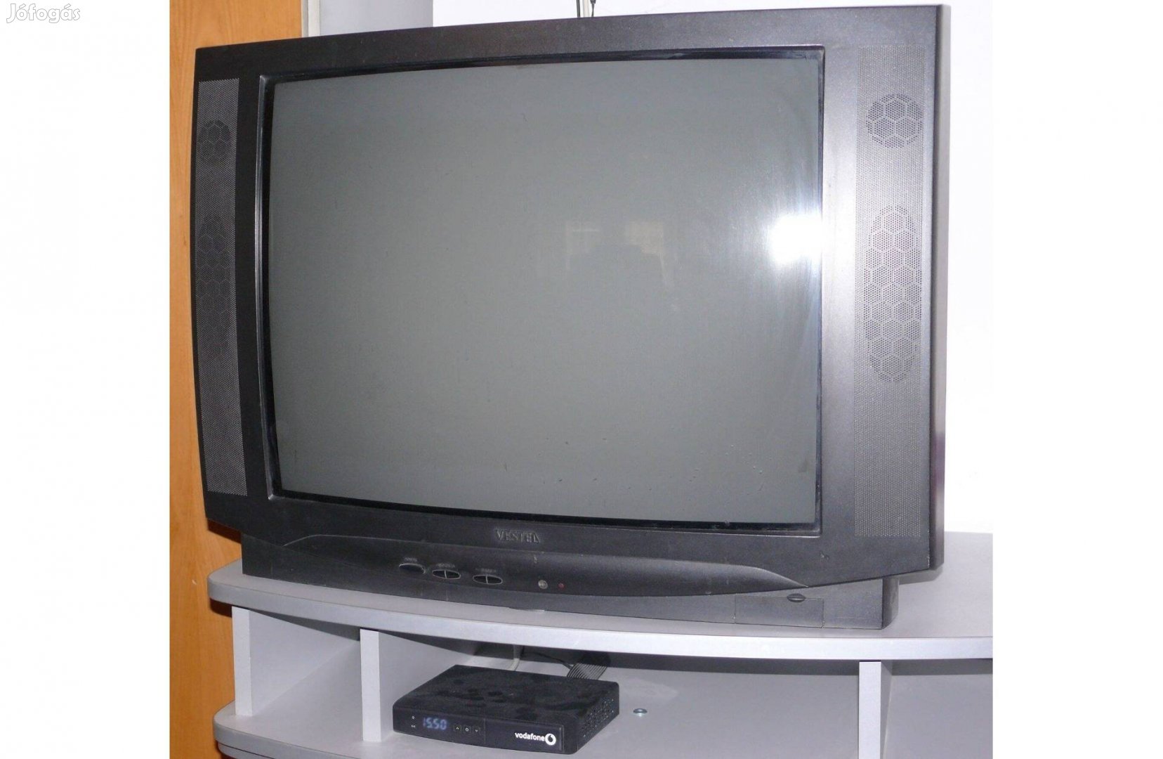 Olcsón eladó régi Vestel TV (72 cm-es képátló)!