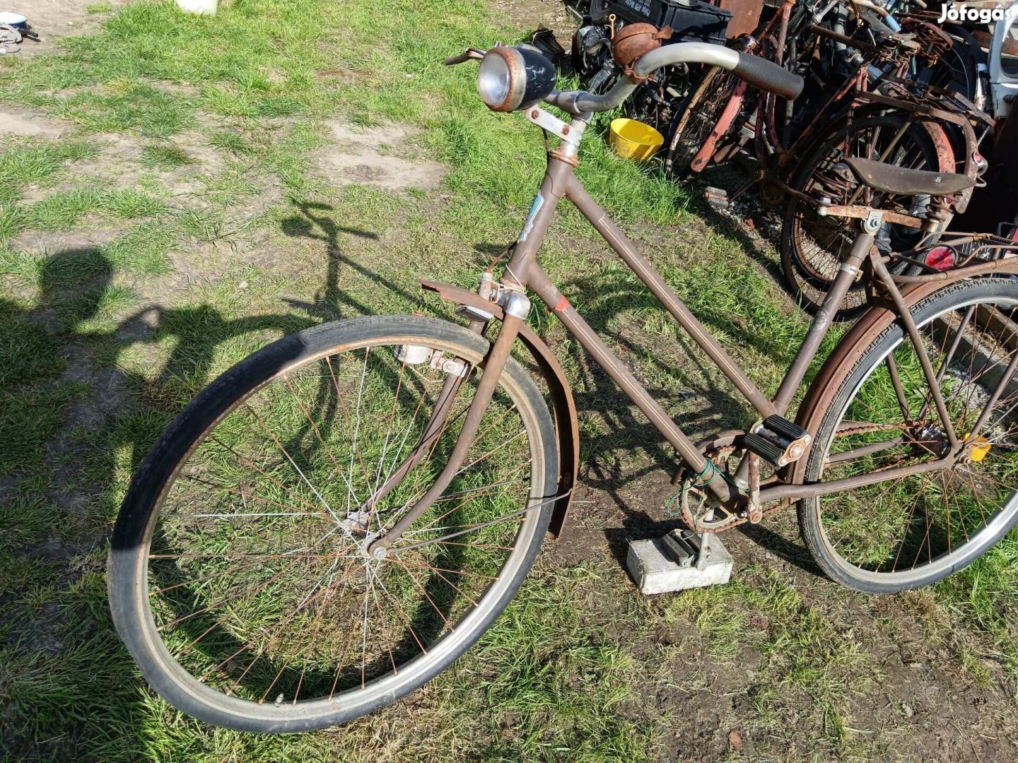 Oldtimer , veterán kerékpár eredeti festéssel